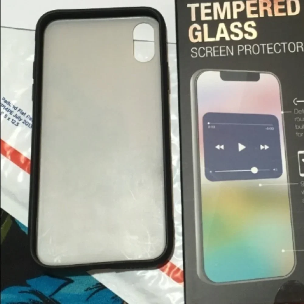 NEW APPLE IPHONE X /Xs CASE & TEMPERED GLASS SET
